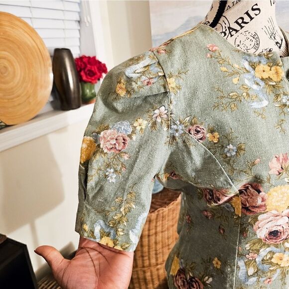 Vtg Lady Carol Preppy Tapestry Design Floral Statement Blouse. - Picture 7 of 15